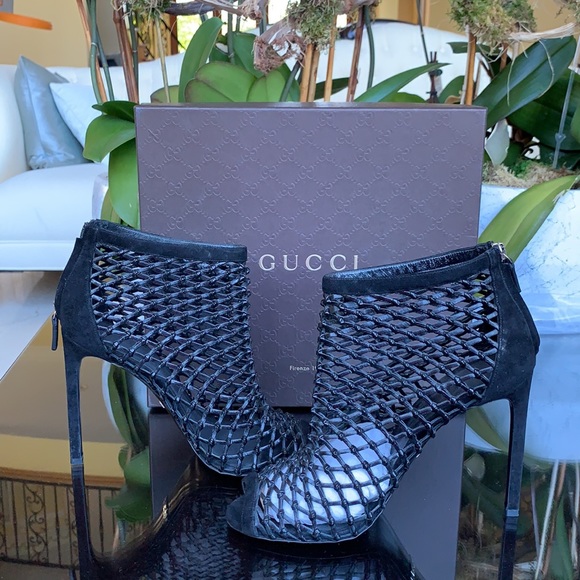 Gucci Sandal Bootie Heels - Black - Picture 1 of 7